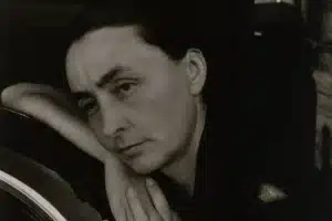 Who İs Georgia O'Keeffe