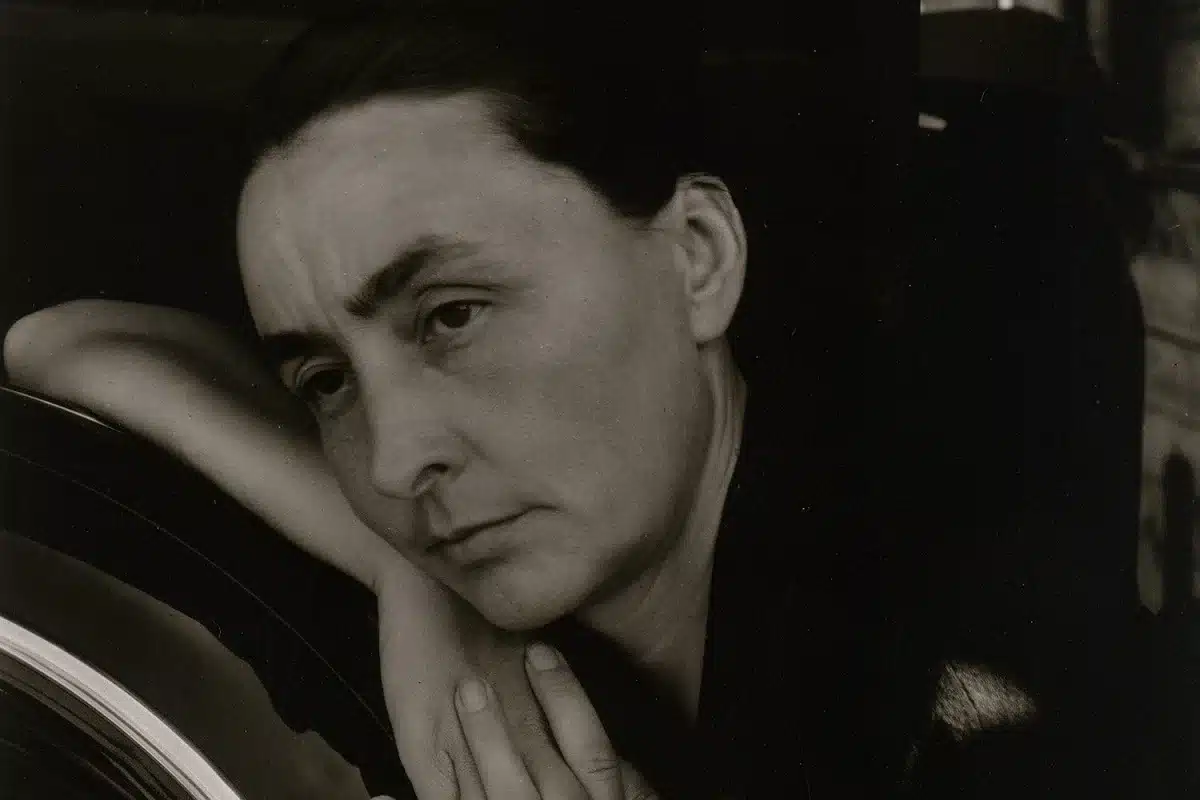 Who İs Georgia O'Keeffe