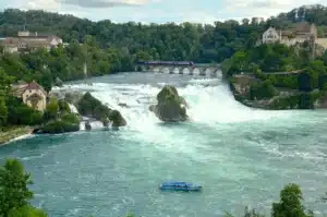 Ways to Get from Zurich to Rhine Falls